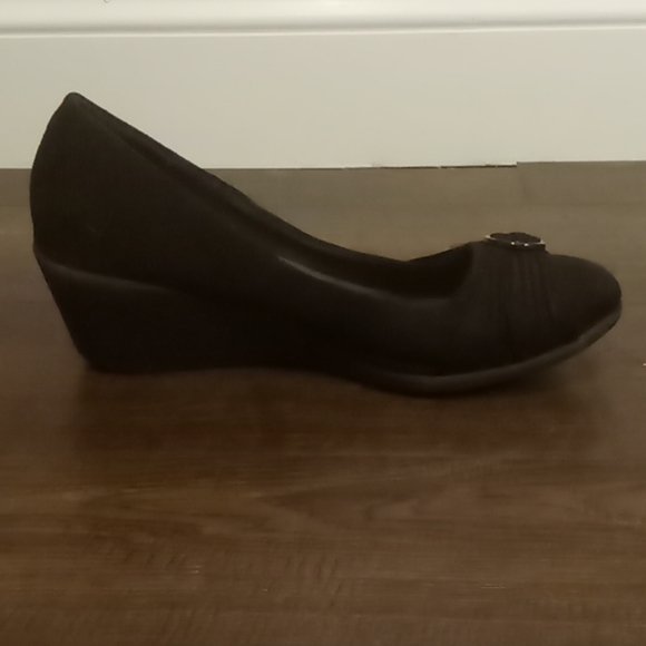 Wedges - Picture 2 of 2